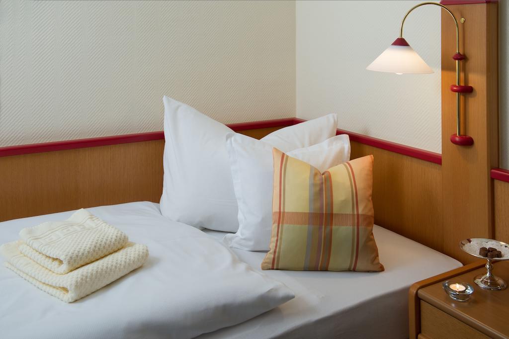 Hotel Riedenburg Bad Füssing Quarto foto